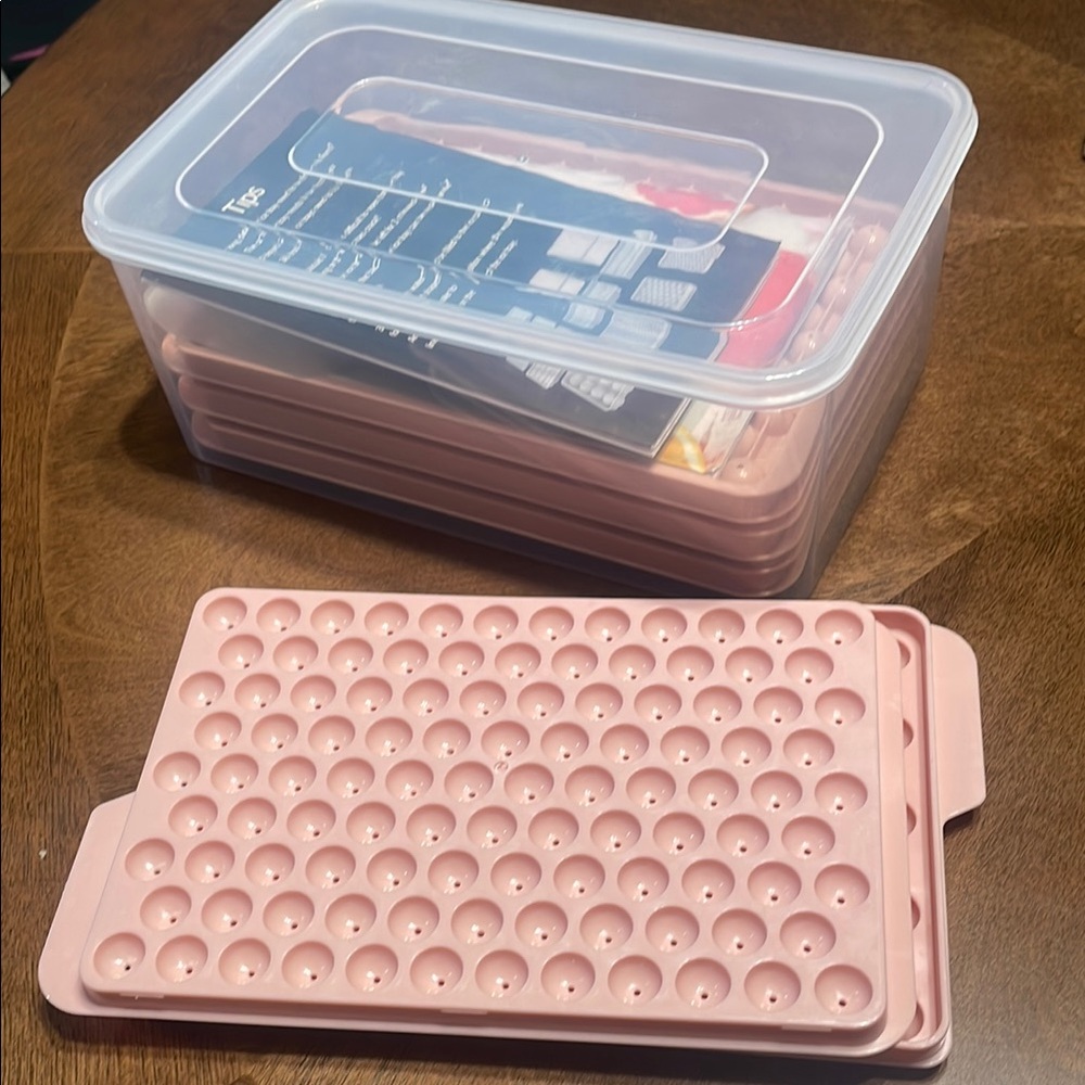 Pink Ice Cube Tray Set